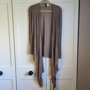 Mothers en Vogue Women's Size M Cardigan Taupe Postpartum Cover